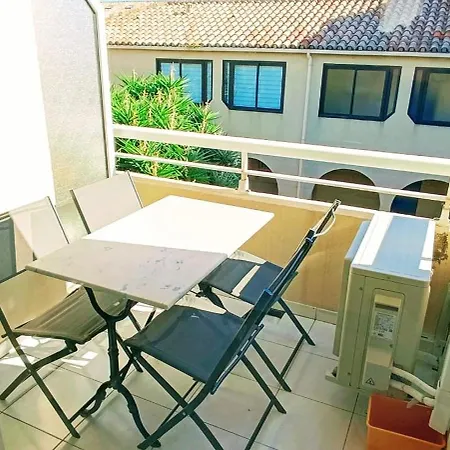Charming 2-room With Balcony In The Appartamento *